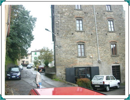 Piancaldli Street 12 Oct 2002